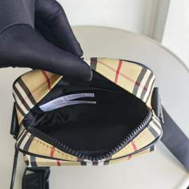 Picture of Burberry Handbags _SKUfw158353742fw